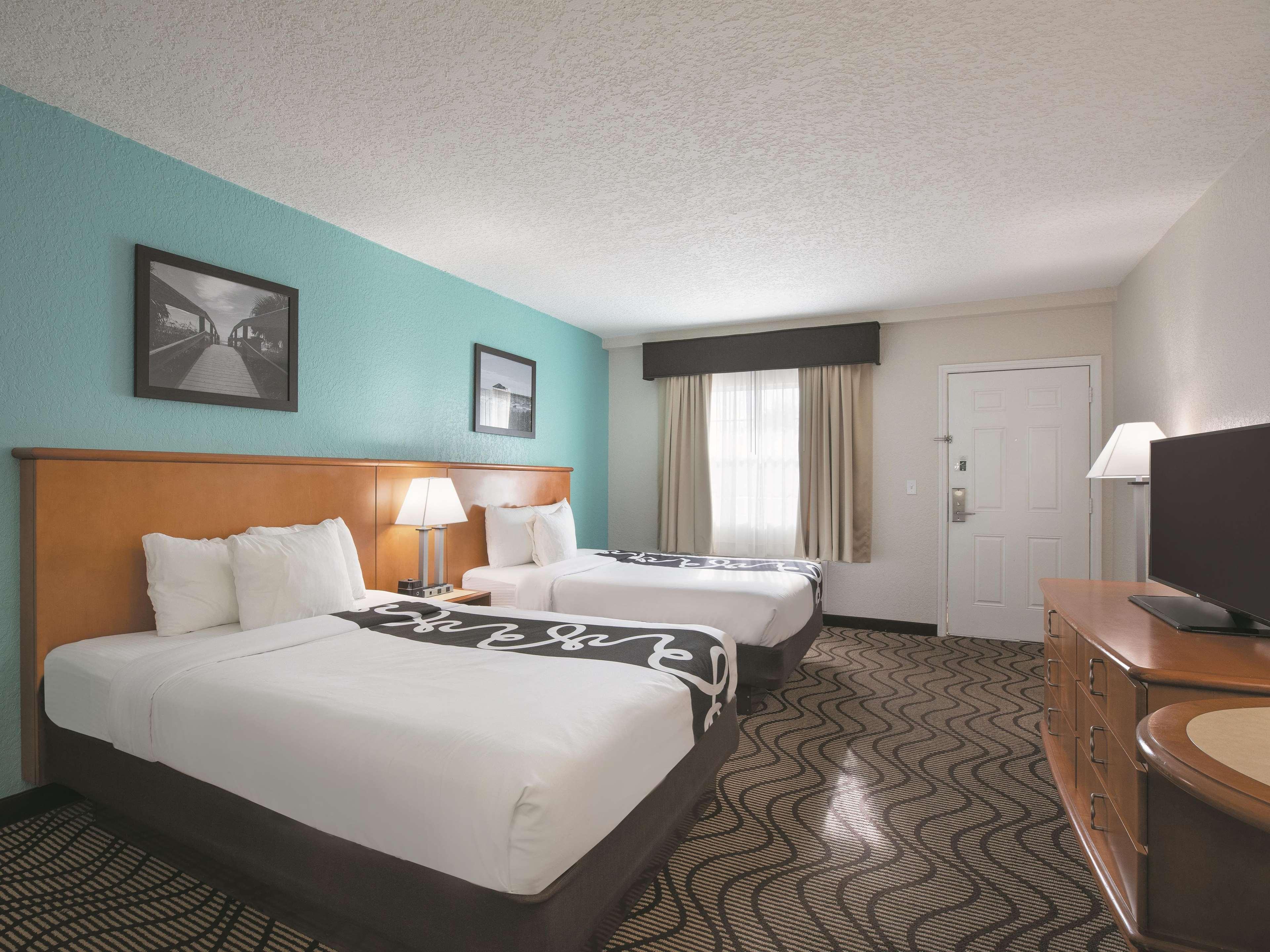 La Quinta Inn By Wyndham Cocoa Beach-Port Canaveral Eksteriør billede
