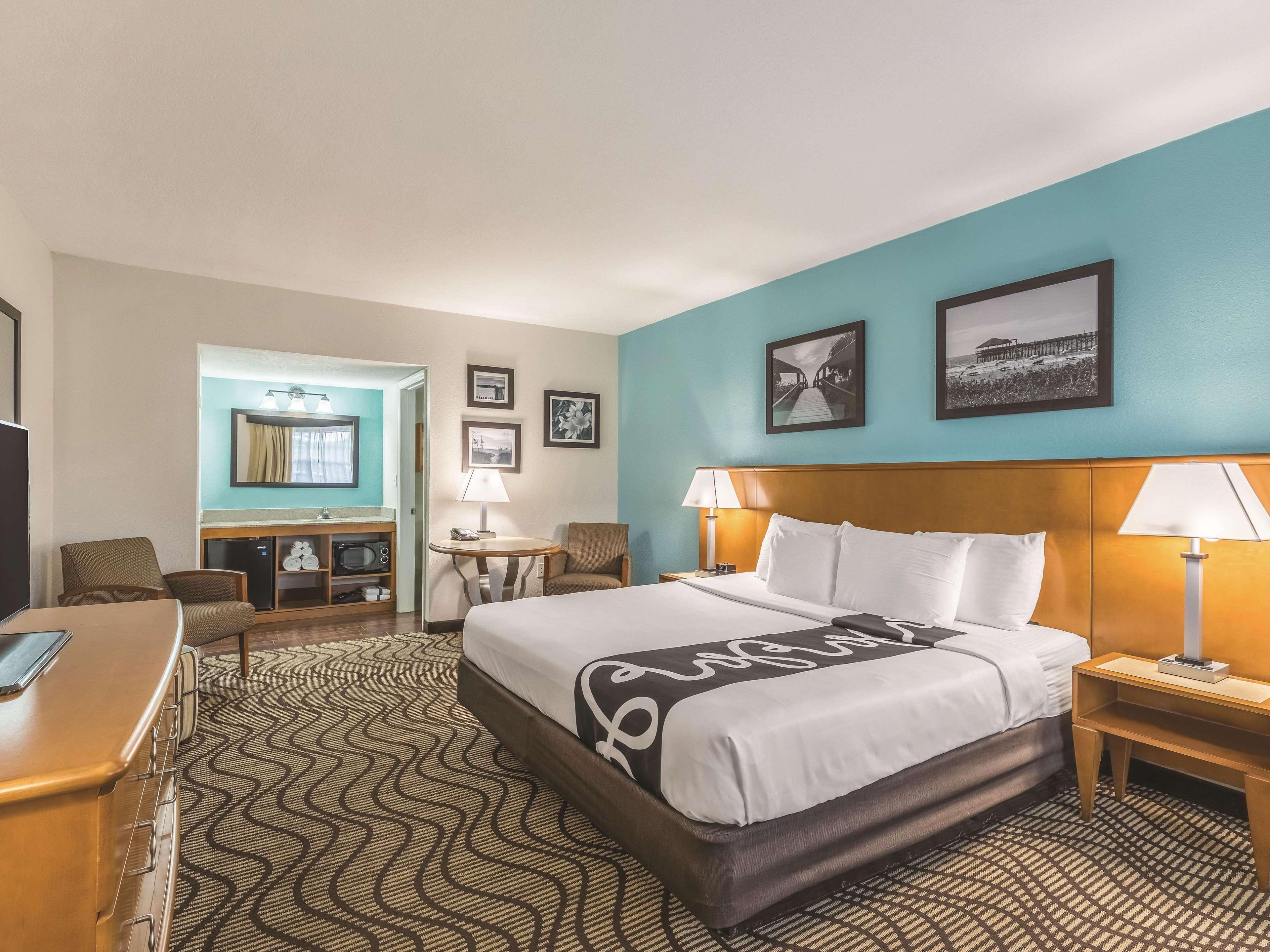 La Quinta Inn By Wyndham Cocoa Beach-Port Canaveral Eksteriør billede