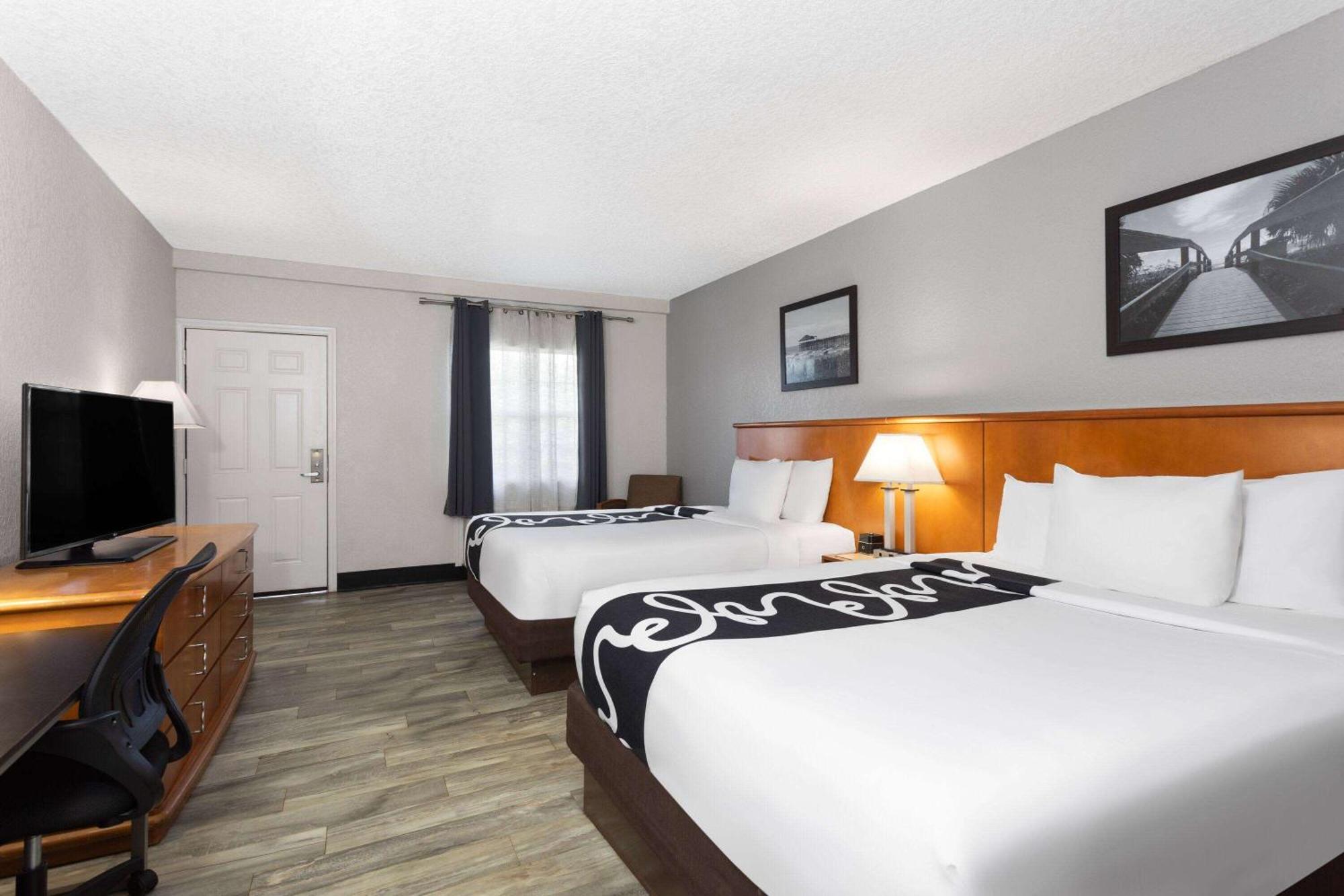 La Quinta Inn By Wyndham Cocoa Beach-Port Canaveral Eksteriør billede
